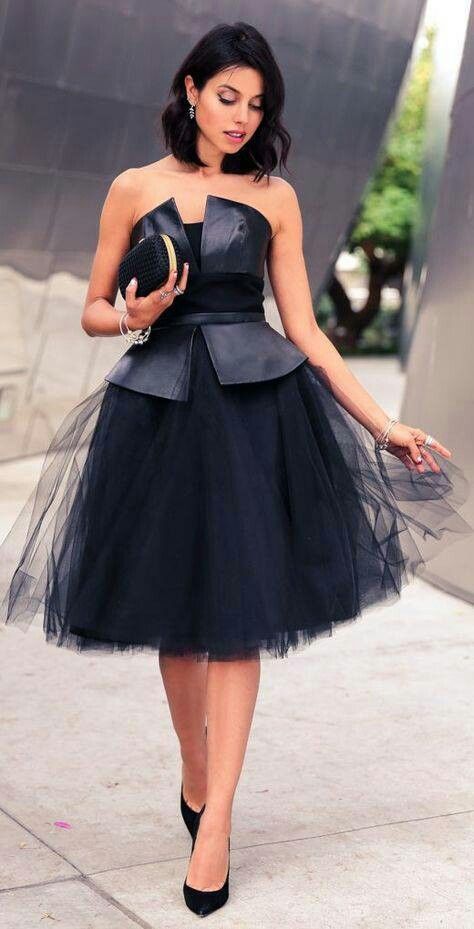 Leather Street Style, Tule Rok, Gonna In Tulle, Skirt Tulle, Black Ballerina, Ballerina Dress, 파티 드레스, Wedding Garter, Classic Pumps