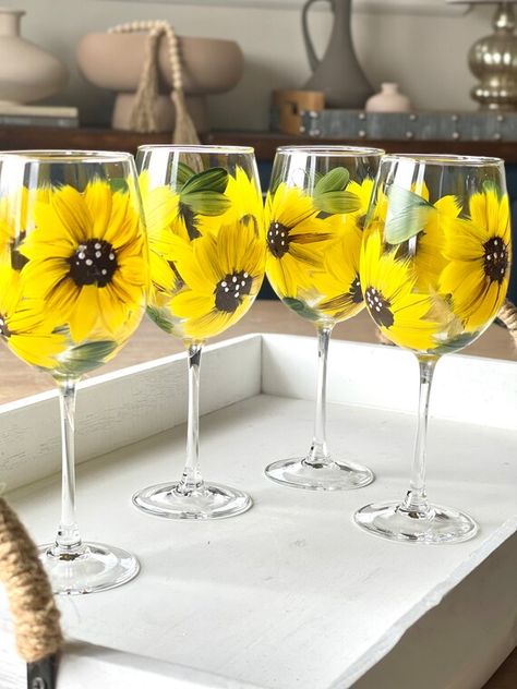 Painted wine glasses ideas