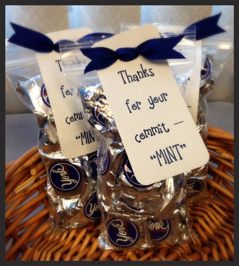 Thanks for your commitment gift for our counselors! So simple, SO cute!!! Receptionist Week Ideas, Renewal Gift Ideas For Residents, New Year Gifts For Employees, Marketing Thank You Ideas, Thank You Gifts For Donors, New Year Employee Gifts, Thankful Thursday Gift Ideas, Donor Appreciation Gifts, Donor Appreciation Event