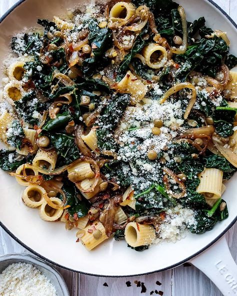 Pasta with Kale, Lentils and Caramelized Onions | The Lemon Apron Lentil Kale, Mujadara Recipe, Onion Pasta, Lentil Dishes, Vegan Lentil, Perfect Pie Crust, Watermelon Cake, Middle Eastern Dishes, Small Pasta