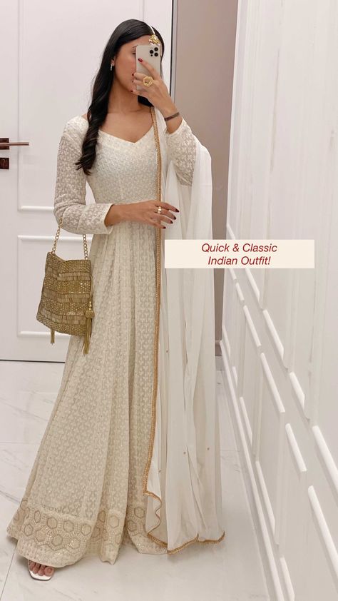 farheen_panjwani on Instagram: Like it or Love it? ❤️✨Quick & Classic Indian Outfit!! 👀 Would you try this look? #QuickOutfitsWithFarheen #Indian #Outfit #IndianOutfit… White Anarkali Suits Classy, Farheen Panjwani, Indian Wedding Guest Outfit Ideas, Baptism Outfit Women, Wedding Guest Outfit Indian, Choli Style, Dress Paterns, Indian Wedding Guest Outfit, Indian Wedding Guest