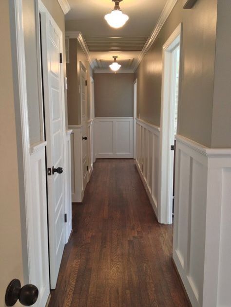 This for the hallway. But the chair-rail should be at one third the height of the room not halfway. ~UR Hallway Wall Colors, Split Foyer, Wainscoting Styles, Hallway Walls, Foyer Decorating, Boho Deco, Narrow Hallway, Decorating Small Spaces, Hallway Decorating