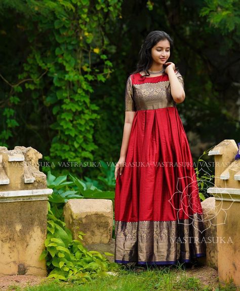 Simple Long Ethnic Dresess For Festive Season!! • Keep Me Stylish Indian Long Dress, Frock Models, Long Frock Designs, Long Gown Design, Girls Dresses Sewing, Frock For Women, Half Saree Designs, Long Gown Dress, Long Dress Design