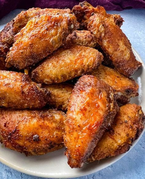 Chicken Wings Aesthetic, Best Wing Sauce, Dry Rub Chicken, Wings Aesthetic, Dry Rub Chicken Wings, Wings Recipe Baked, Chicken Wing Recipes Fried, Dry Rub For Chicken, Chicken Wing Recipes Baked