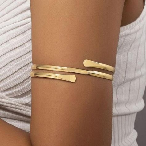 Gold Arm Cuff Arm Band
Material • Iron Alloy
☆NWT, New With Tags☆

Smoke free home
Offers welcome
Ships same/next day #Arm Cuff #Arm Band #Jewelry Arm Band Jewelry, Gold Arm Cuff, Arm Cuff, Band Jewelry, Women Accessories Jewelry, Arm Band, Women's Jewelry, Women's Accessories, Jewelry Accessories