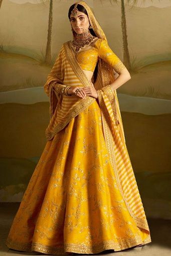 15 Trending Yellow Lehenga Choli Designs for Ravishing Look Yellow Lehenga, Indian Outfits Lehenga, Wedding Lehenga Designs, Lehnga Dress, Choli Designs, Indian Dresses Traditional, Traditional Indian Outfits, Indian Bridal Dress, Lehenga Collection