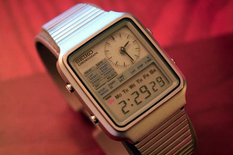 SEIKO H127-500A Retro Gadgets, Retro Watches, Ținută Casual, Funky Jewelry, 가을 패션, Casio Watch, Digital Watch, Cool Watches, Cute Jewelry