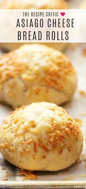 Cheese Bread Rolls, Appetizer Dinner, Easy Dough, Bread Rolls Recipe, Homemade Bread Recipes Easy, Baking Bread Recipes, Asiago Cheese, Bread Pudding Recipe, Bread Machine Recipes