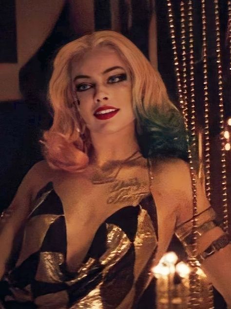 Harley Quinn Icons Margot Robbie, Harley X Joker, Aesthetic Crazy, Harleen Quinn, Blond Hairstyle, Harley Quinn Halloween, Margot Robbie Harley Quinn, Margot Robbie Harley, Harley Quinn Artwork