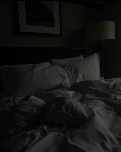 Dark Room Aesthetic, Room Aesthetic Dark, Bedroom Aesthetic Dark, Dark Bedroom Aesthetic, Soap Mactavish, Messy Bedroom, Church Girl, Messy Bed, Windows To The Soul