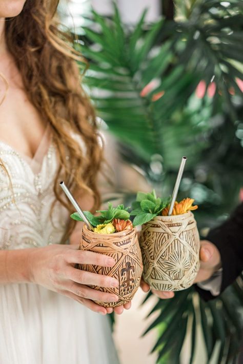 Dreamy Tropical Technicolor Wedding Elopement With Maggie Sottero Wedding Dresses in Austin, Texas - Caitlin Rose Photography - Hannah Roberts - wedding tiki drink cocktail #tropicalwedding #weddingplanning #maggiesottero #austinwedding #coolbride #atxwedding #tikiwedding #tikidrinks #cocktails #weddingcocktails #weddingdrinks #colorfulwedding @maggiesottero @holahannita Wedding Tiki Bar, Technicolor Wedding, Tiki Drinks Cocktails, Tiki Wedding, Tiki Drink, Dusty Pink Bridesmaid Dresses, How To Dress For A Wedding, Tiki Mugs, Shooting Ideas