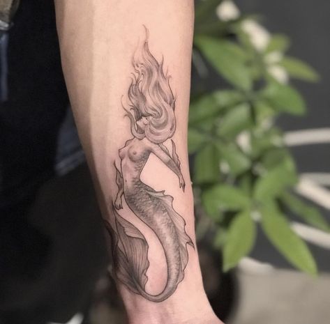 Fine Line Siren Tattoo, Siren Leg Tattoo, Simple Siren Tattoo, Creepy Siren Tattoo, Sea Siren Tattoo, Greek Myth Tattoo Ideas, Tramp Stamp Unique, Mermaid Tramp Stamp, Mermaid Tattoo Designs For Women