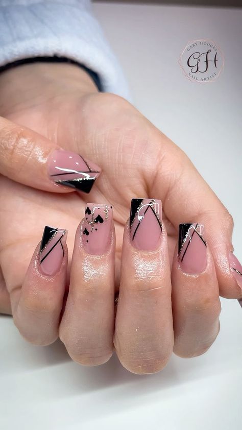 Black And White Nail Designs Short, Two Color French Nails, Gel French Manicure Designs, Nails For Wedding Guest Classy, Black Pink Nail Art, Black French Nails With Design, Frenchies Acrylic Nails, Pink And Black Nail Art, Gel Manicure Ideas