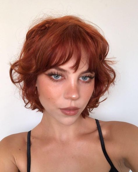 Copper Red Bob Hair, Red Shaggy Bob, Dark Ginger Hair Short, Short Hairstyle Women Ginger, Pixie Ginger Hair, Copper Red Short Hair, Short Dark Ginger Hair, Short Auburn Hair With Bangs, Dark Ginger Short Hair