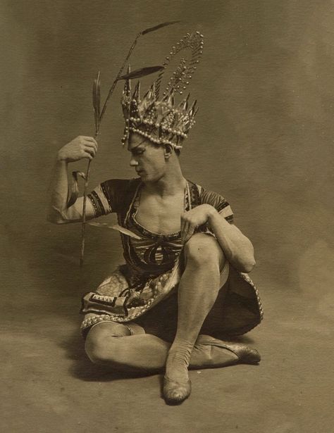 Vaslav Nijinsky, Ballets Russes, Human Oddities, Ballet Russe, Dance Forever, World Dance, Russian Ballet, Male Dancer, Modern Dance