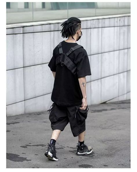 All black outfit Techwear Summer Outfit, Techwear Summer, Techwear Men, Masc Outfit, Board Outfit, Techwear Cyberpunk, Ninja Outfit, Outfit Verano, Street Goth