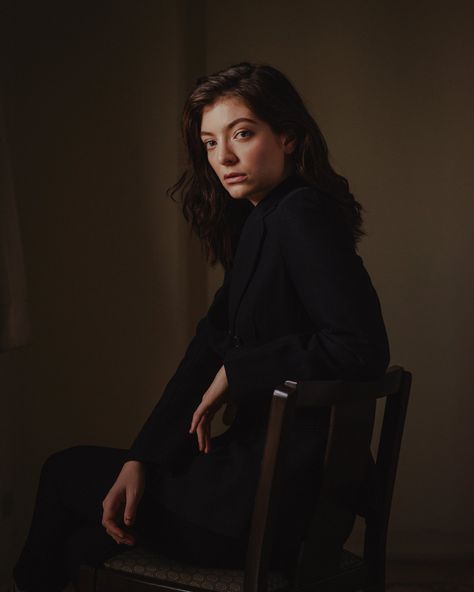 Mark Mahaney for TIME. Lorde photographed at the Chateau Marmont Hotel in Los Angeles on May 18, 2017. Lorde, Justin Timberlake, Lorde Photoshoot, Composition Inspiration, Chateau Marmont, The Chateau, Life Of The Party, Melodrama, Art Stuff