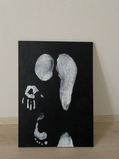 Painting For Your Boyfriend, Bf Painting, Romantic Doodles, Creative Gifts For Boyfriend, Bf Gifts, Cute Couple Gifts, Diy Gifts For Boyfriend, Mini Canvas Art, Painting Art Projects