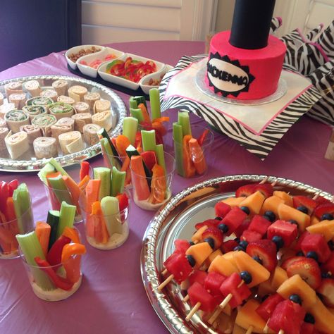 Spa Party Food Ideas For Women, Pamper Party Food, Spa Party Snack Ideas, Threenager Party Food Ideas, Spa Day Themed Birthday Party, Spa Party Snacks For Kids, Spa Birthday Party Snacks, Spa Brunch Party, Christmas Spa Party Ideas