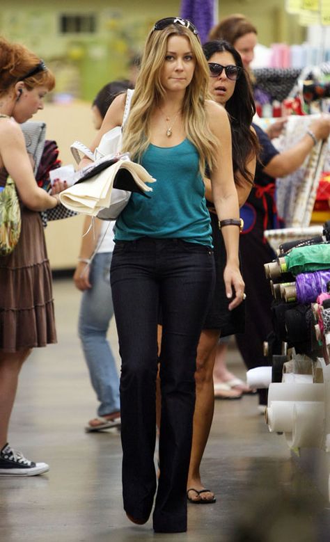 Lauren Conrad Outfits, Lauren Conrad The Hills, Lauren Conrad Hair, Conrad Style, Lauren Conrad Style, Outfits 2000s, Jamie Chung, The Hills, 2000s Fashion