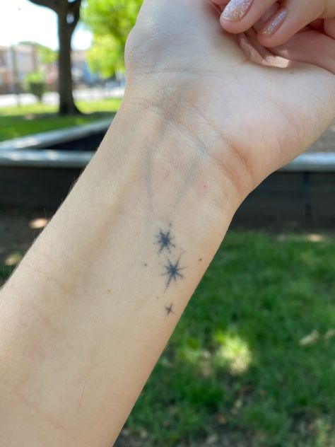 Small Cover Up Tattoo Wrist, Sparkle Stick And Poke, Handpoke Star Tattoo, Tiny Stick And Pokes, Star Stick N Poke, Stick And Poke Tattoo Star, Celestial Star Tattoo, Flower Stick N Poke, Simple Stick N Poke