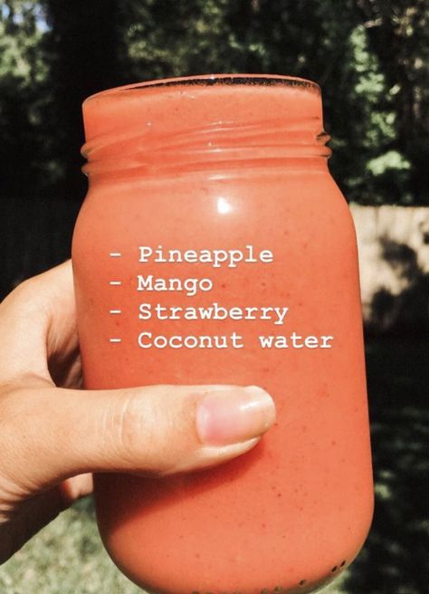 pinterest // ιѕåвєℓℓå ℓιåиg Super Healthy Smoothies, Resep Juice, Resep Smoothie, Easy Healthy Smoothies, Pasti Sani, Smoothie Drink Recipes, Summer Smoothies, Resep Diet, Idee Pasto