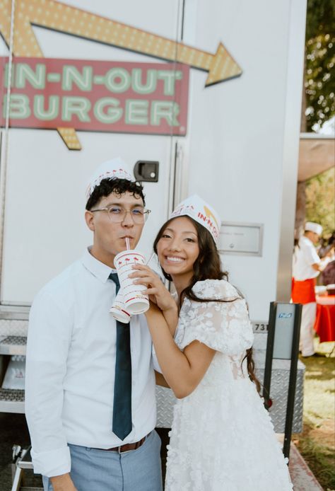 In N Out Food Truck, In And Out Food Truck Wedding, In N Out Wedding Food Truck, Wedding Fast Food, Fast Food Truck, Truck Wedding, Food Truck Wedding, In N Out, In & Out