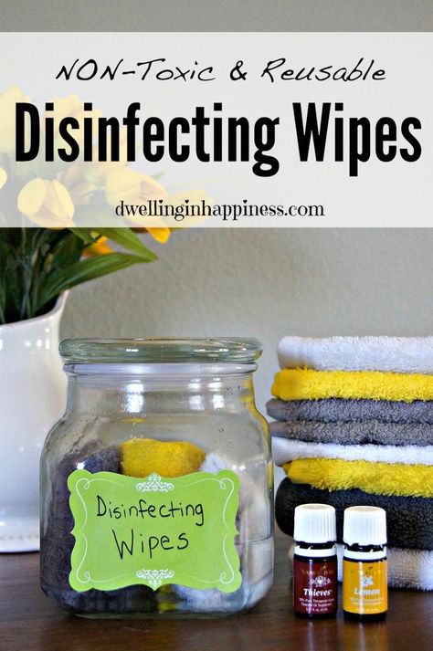 Get your household chemical-free by making these non-toxic & reusable cleaning wipes! Use all-natural ingredients and essential oils to clean your home! Clean Baking Pans, Disinfecting Wipes, Homemade Cleaning, Deep Cleaning Tips, Natural Cleaners, Young Living Oils, Diy Spring, Diy Cleaners, Cleaning Recipes