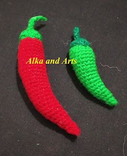 Chili Pepper Crochet Pattern, Crochet Chilli Pepper Free Pattern, Crochet Chili Pepper Pattern Free, Crochet Vegetables Free Pattern, Chilli Plant, Crochet Toys Free, Magic Loop, Vegetable Basket, Crochet Food