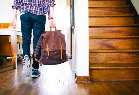 Why You’re Out of Breath Walking Up Stairs—Even Though You’re Fit Japan Packing List, Walking Up Stairs, Back To University, Financial Aid For College, Pregnancy Problems, Everything I Own, Japan Travel Tips, Divorce And Kids, Guerilla Marketing