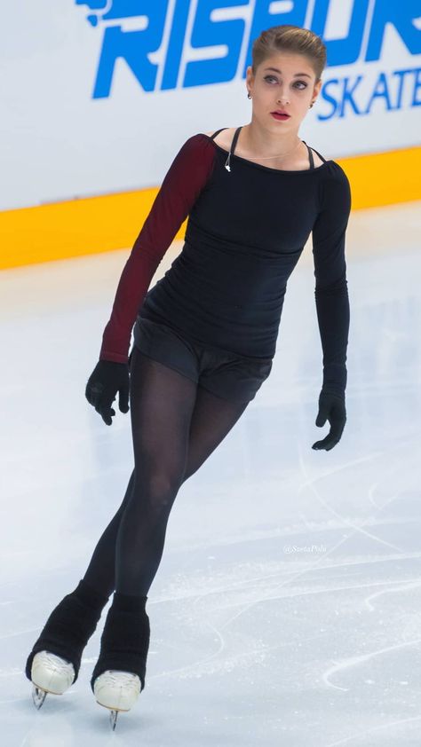 Aliona Kostornaia, Figure Skating Outfits, Training Clothes, Skating Outfits, Figure Skater, Photo Reference, Ice Skating, Figure Skating, Makeup Routine