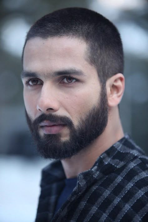 Hair Clipper Sizes, Buzz Cut With Beard, Very Short Hair Men, Taper Cut, French Crop, Short Hair With Beard, Buzz Cut Hairstyles, Mens Summer Hairstyles, 2020 Hairstyles