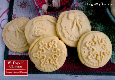 Stamp Cookies Recipe, Stamped Cookies, Shortbread Recipe Easy, Almond Shortbread Cookies, Springerle Molds, Springerle Cookies, No Flour Cookies, Spring Cookies, Food Stamps