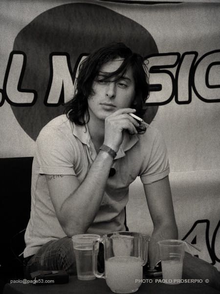 Carl Barat, Japanese Living, Pete Doherty, The Libertines, Kate Moss, Tumblr Blog, Che Guevara, Bar, Tumblr