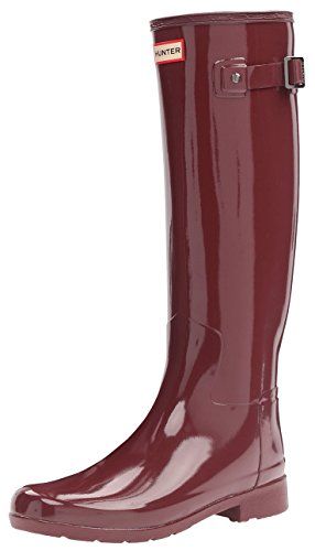 Hunter Original Refined Gloss Dulse Womens Rain Boots *** This is an Amazon Affiliate link. Check out the image by visiting the link. Tall Hunter Boots, Star Rain, Womens Rain Boots, Rubber Boot, Link Click, Leather Boot Shoes, Patent Leather Shoes, Thick Socks, Women Hunters