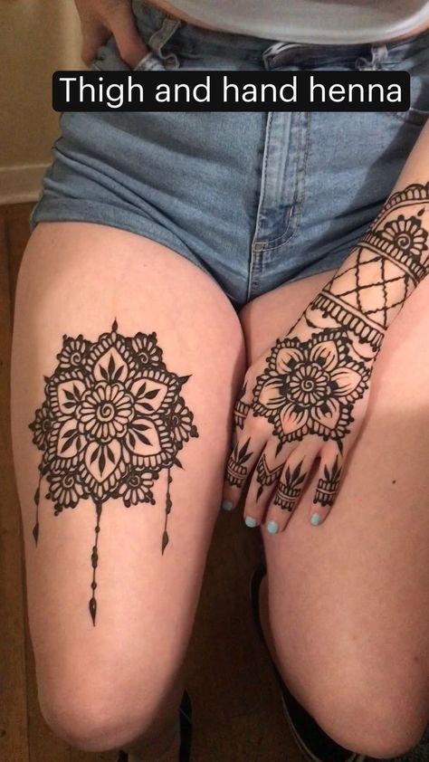 Thigh Henna Simple, Leg Henna Thigh, Henna Foot Designs, Arm Henna, Thigh Henna, Leg Henna Designs, Henna Tattoo Designs Arm, Cute Henna Designs, Henna Style Tattoos