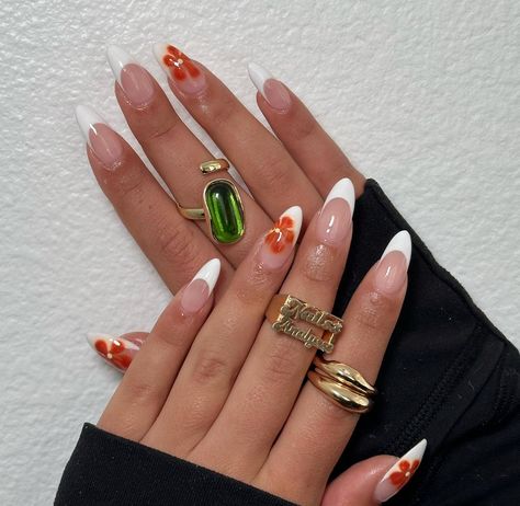 Orange Flower French Tip Nails, Orange Nail Art Summer, Orange Summer Nails Almond, Nails French With Flowers, Orange Flowers Nails, Blooming Gel French Tip, Blooming Flower Nails, Orange Nails French Tip, Nail Inspo Summer 2024