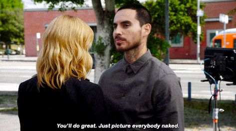 Good Girls Show, Rio And Beth, Good Girls Rio, Height Difference, Dangerous Love, Good Girls, Man Crush Everyday, Relationship Goals Pictures, Christina Hendricks