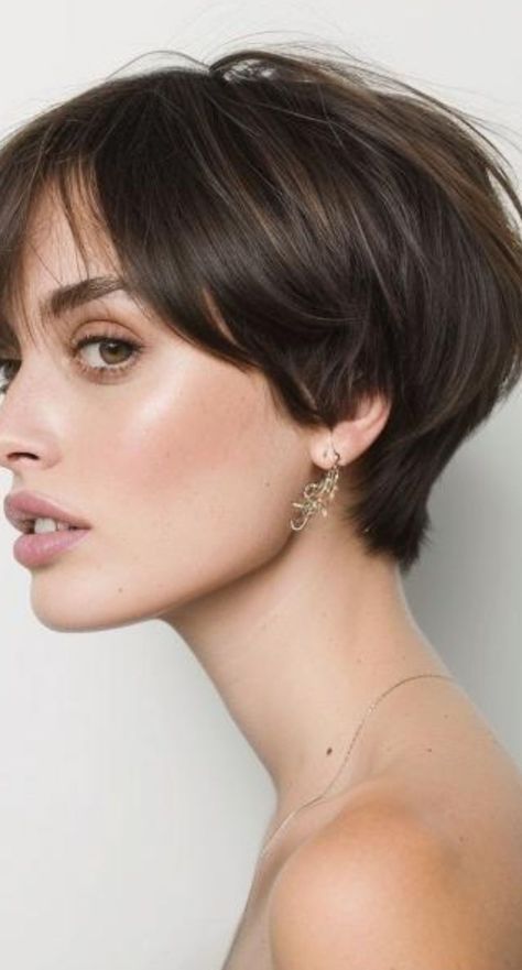 Top 90 Amazing Hairstyles for Short Hair 🌺 Best Hairstyles for Girls|Beautiful Hair style Edgy Straight Haircuts, Short Feminine Haircut Straight Hair, Bixie Straight Hair, Short Straight Haircuts For Women, Straight Hair Short Haircut, Straight Pixie Haircut, Pixie Haircut 2024, Pixie Bob Haircut With Bangs, Pixie Cut With Fringe