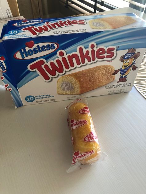 No You Uno Reverse Card, Twinkies Cake, Discontinued Food, Twinkie Cake, Hostess Snacks, Uno Reverse Card, Reverse Card, Uno Reverse, Weird Core