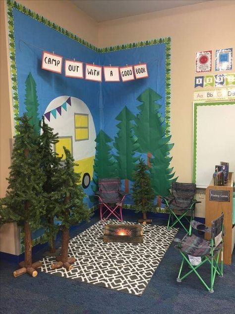 Reading corner Reading Corner Classroom, Classroom Job Chart, Smart Classroom, Camp Read, Real Life Math, Camping Classroom, Reading Recovery, Camping Theme Classroom, Kids Camping