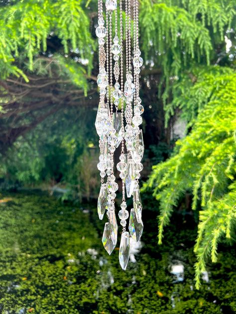 Windows Decor, Crystal Suncatchers Diy, Crystal Garden, Crystal Suncatcher, Classy Tattoos, Beach Bungalows, Crystal Ornament, Housewarming Present, Window Decoration