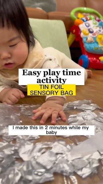 Tummy Time Water Mat Diy, Sensory Bags For Babies, Baby Handling, Baby Tummy Time, Sensory Bag, Sensory Bags, Play Hacks, Baby Learning Activities, 5 Senses