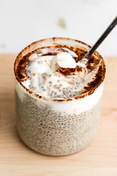 Close up shot of tiramisu chia seed pudding with cocoa powder mixed in with silver spoon. Tiramisu Chia Pudding Recipe, Tiramisu Chia Seed Pudding, Tiramisu Chia Pudding, Chia Pudding Healthy, Chia Breakfast Pudding, Pudding Healthy, Chia Pudding Breakfast, Greek Yogurt Flavors, Oat Recipes Healthy