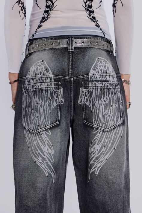 Black Ethereal Colossus Jeans Original low rise Colossus fit Heavy weight non-stretch denim x5 pocket styling Inside knee darts Heavy acid wash Wing screen print on back Stud detail to back print Model is 6 ft 1 and wears a size W32Style code: JMJE419485% Cotton, 10% Viscose, 5% PolyesterHand wash separatelyWash inside outLay flat to dryAvoid contact with light colours and upholstery as colour may transfer Gruge Jeans, Custom Bleached Jeans, Bleach Paint Jeans, Black Painted Jeans, Words On Jeans, Bleached Trousers, Bleaching Pants, Painted Jeans Men, Bleach Jeans Design