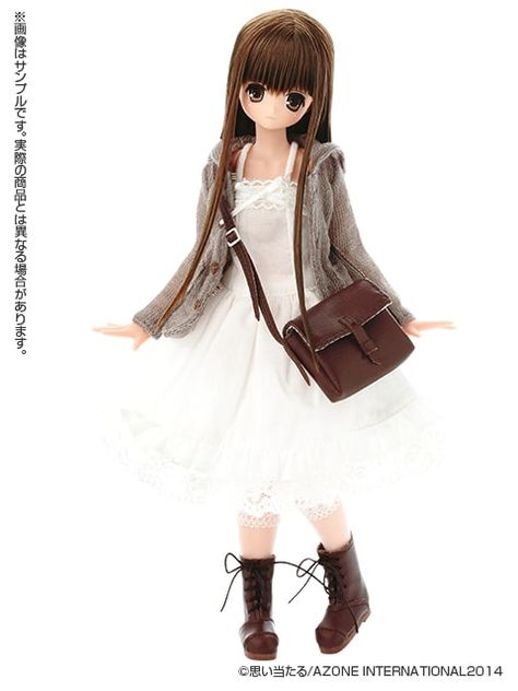 Azone Doll, Boy Doll Clothes, Winter Travel Outfit, Toy House, Trip Outfits, Punk Girl, Cute N Country, Cute Purses, Cute Family