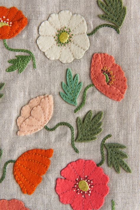 Poppy Garden, Garden Embroidery, Wool Appliqué, Crewel Embroidery Kits, Embroidery Sampler, Purl Soho, 패턴 배경화면, Felt Embroidery, Embroidery Transfers