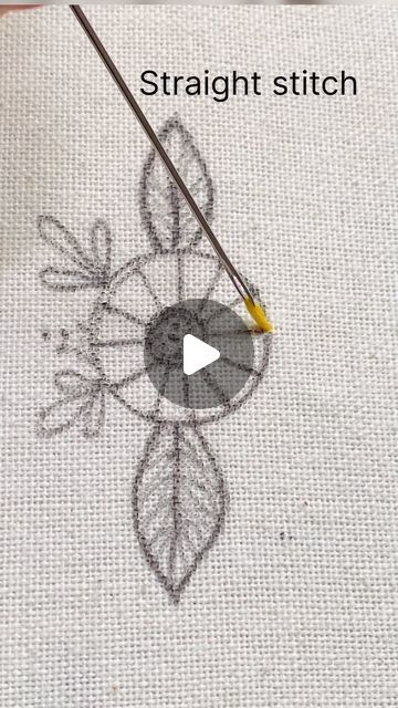 Embroidery Flowers Tutorial, Simple Flower Embroidery, Flower Embroidery Tutorial, Embroidery Journal, Beautiful Embroidery Designs, Hand Embroidery Flower Designs, Simple Hand Embroidery Patterns, Beautiful Flower Designs, Handmade Inspiration