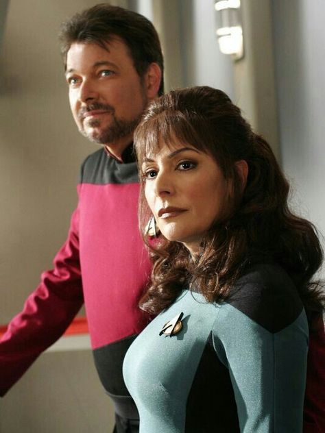 William Riker, Star Trek Gifts, Star Trek Actors, Fandom Star Trek, Star Trek Crew, Star Trek Generations, Deanna Troi, Jonathan Frakes, Start Trek