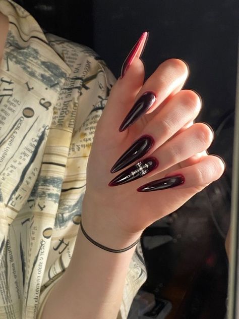 Paznokcie Hello Kitty, Cross Nails, Wine Nails, Sharp Nails, Punk Nails, Gothic Nails, Goth Nails, Edgy Nails, Grunge Nails